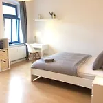 Studio In It District Neustadt Louisenstrasse